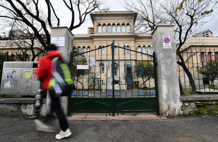 Coronavirus, scuole chiuse dopo il decreto del Governo