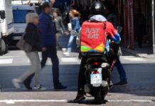 Riders, è italiana la prima azienda ad assumerli come dipendenti
